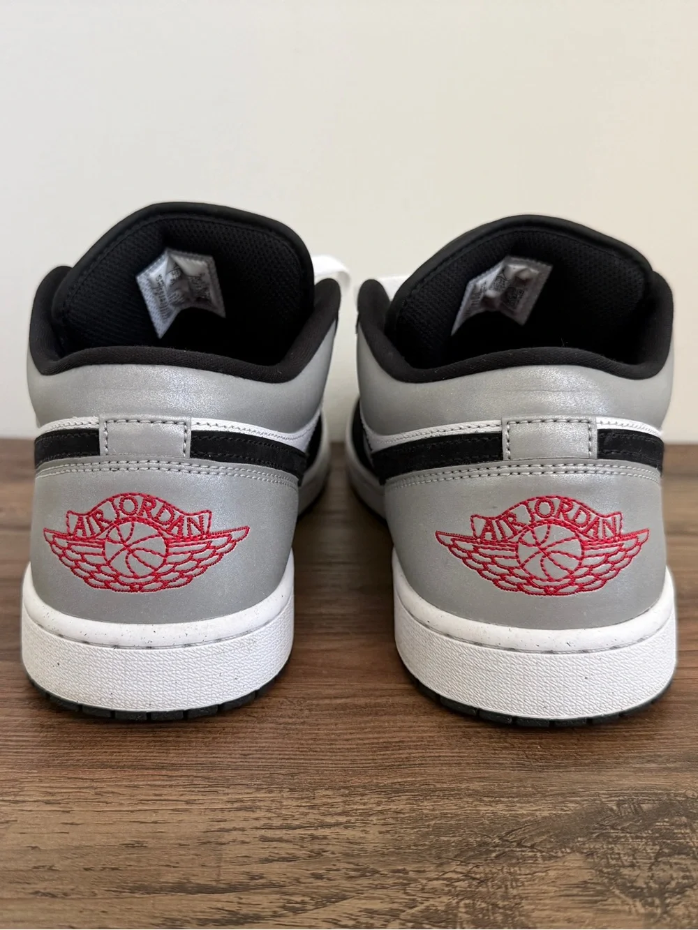 MEN'S AIR JORDAN RETRO 1 LOW
